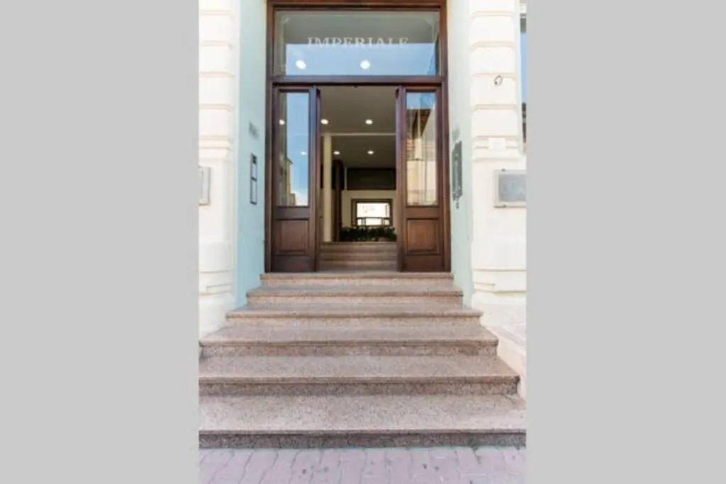 Beautiful Facing The Sea Apartment Viareggio